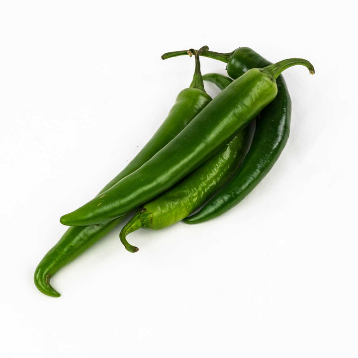 Green finger hot pepper sold per lb